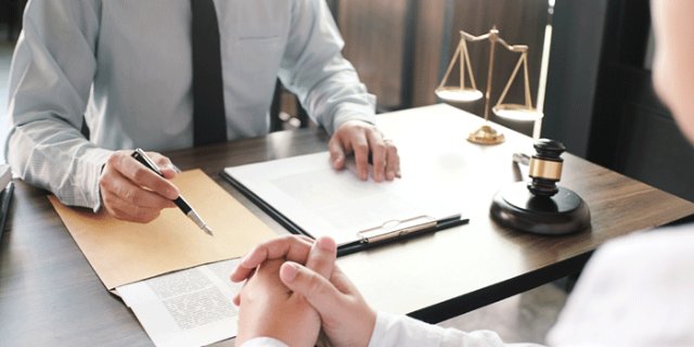 Правовая поддержка для всех: уникальный подход юристов Правовая поддержка для всех: уникальный подход юристов